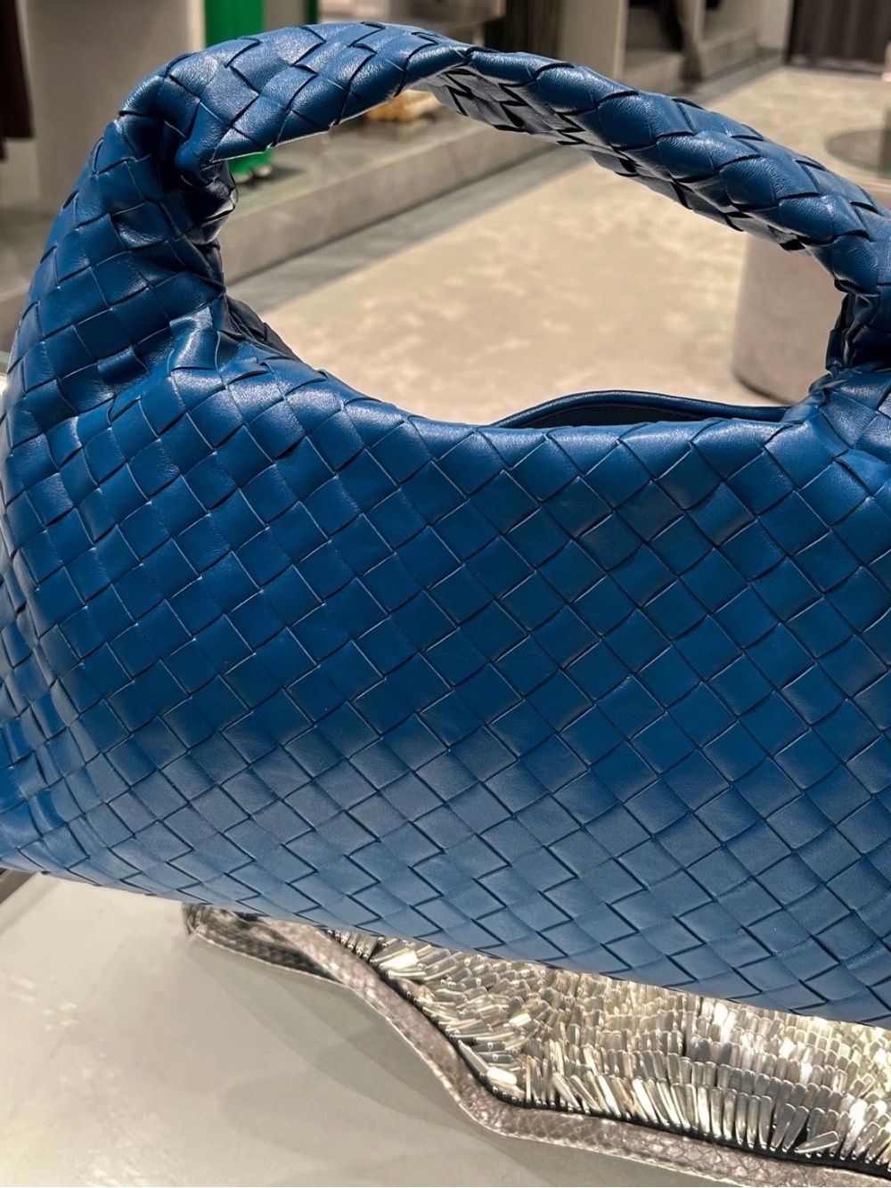 NEW Bottega Veneta Small Hop in Deep Pacific Blue Leather Woven Hobo Bag - Picture 2 of 13